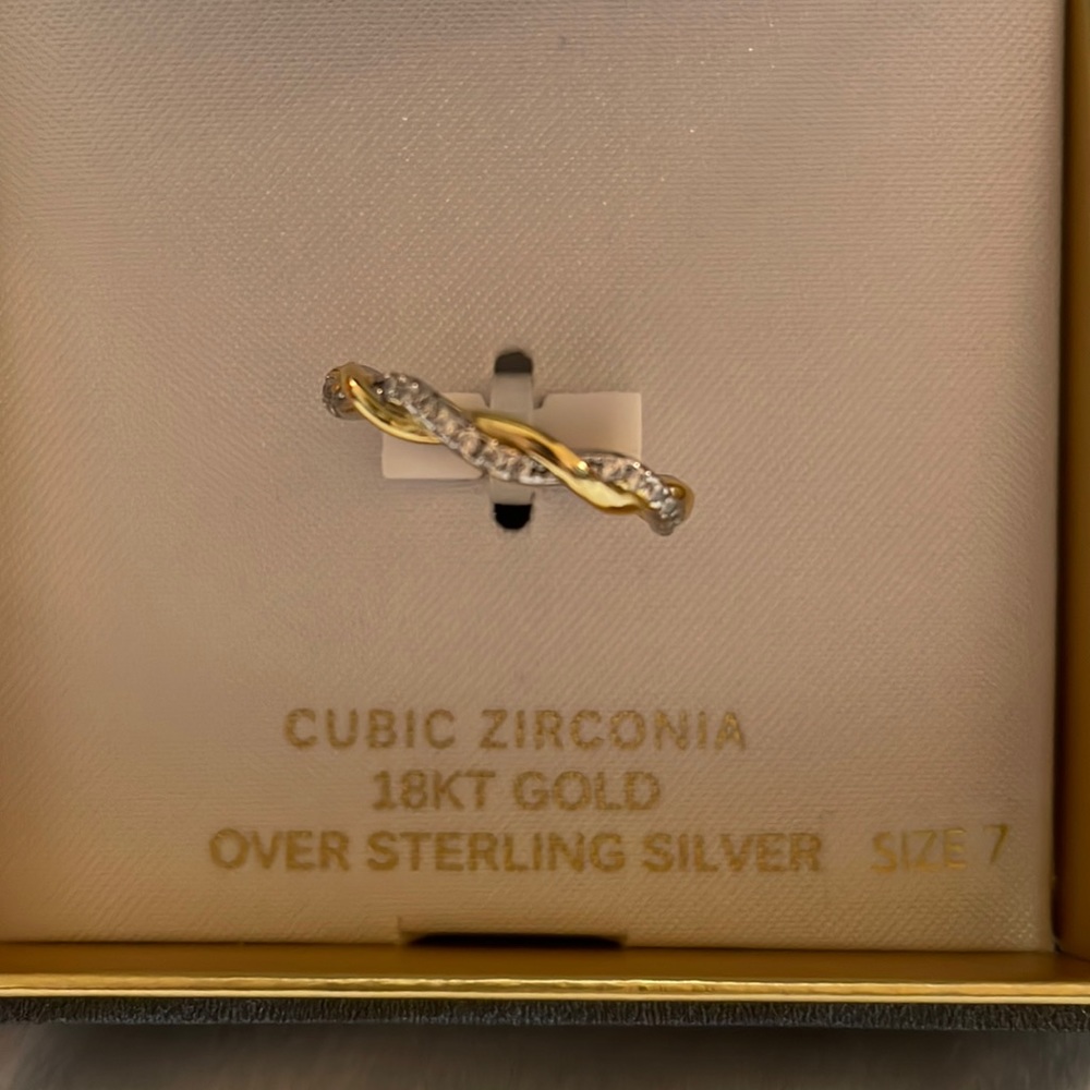 18K Gold Over Sterling Silver Ring Cubic Zirconia - Picture 4 of 7